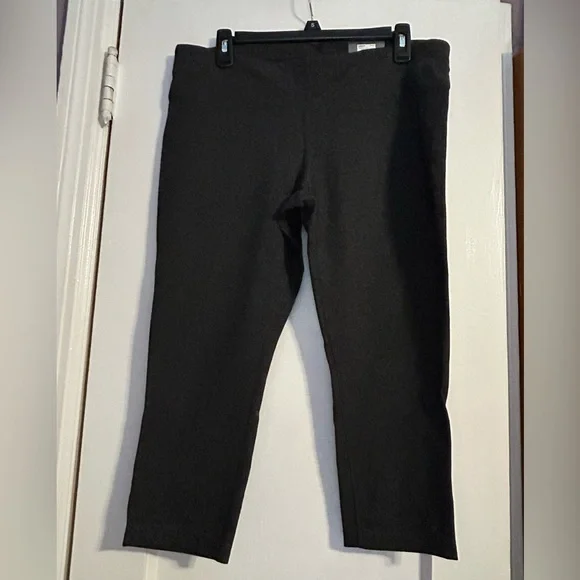 NWT Tek gear capri athletic shorts size XL - Picture 2 of 5